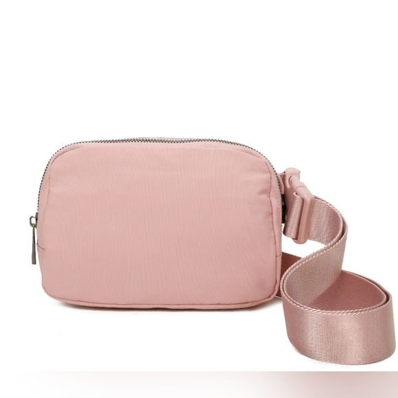 Water Repellent Nylon Belt Fanny Bag - Pink NWT - Picture 1 of 7